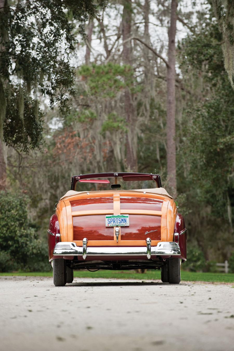  Ford DeLuxe Sportsman 1947 года  (фото 14 из 25)